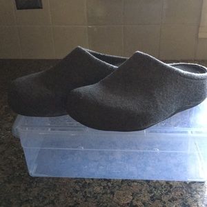 fitflop clogs size 6